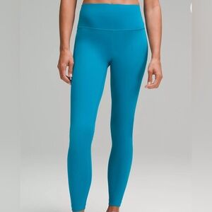 Lululemon Wunder Train HR Tight 25”   Size 12